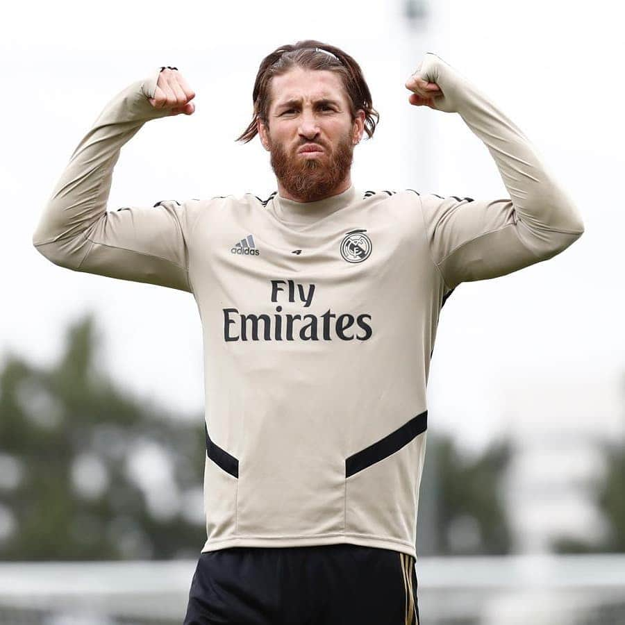 セルヒオ・ラモスさんのインスタグラム写真 - (セルヒオ・ラモスInstagram)「👉 Strong inside & out 👈 #HalaMadrid」5月12日 21時35分 - sergioramos