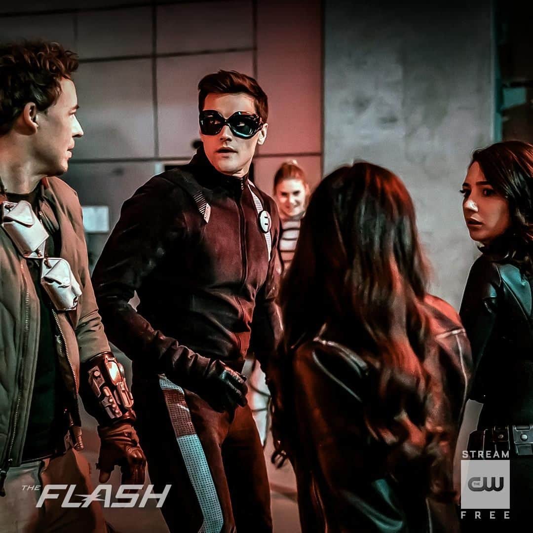 The Flashさんのインスタグラム写真 - (The FlashInstagram)「It all comes down to this. The season finale airs tonight at 8/7c! Stream tomorrow free only on The CW. #TheFlash」5月12日 22時01分 - cwtheflash