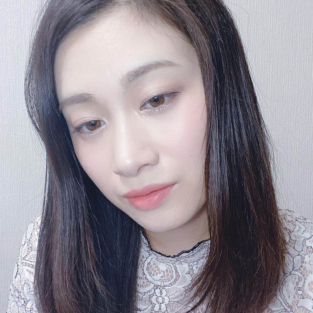 鈴木芳奈のインスタグラム：「今日もインスタライブコラボ配信見に来てくださってありがとうございました！ 楽しい時間はあっという間だ〜 今日は穏やかな気持ちだったのでナチュラルメイクで、服はシースルーのトップスでした🥰 今日もありがと〜🌈 #インスタライブ #コラボ配信 #女優 #actress #繋がれる嬉しさ #今日もありがとう」