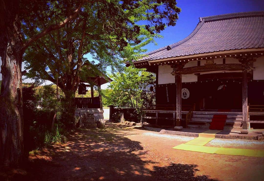 羽原信義さんのインスタグラム写真 - (羽原信義Instagram)「一年前、親戚の結婚式で訪れた佐賀県。澄んだ空気が懐かしいです。末長くお幸せに♪」5月12日 22時56分 - nobuyoshi_habara
