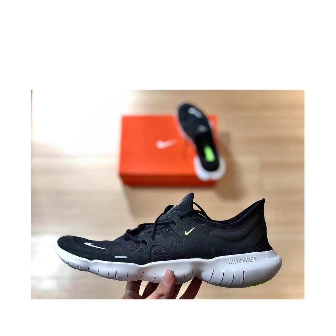 ベンドラメ礼生のインスタグラム：「2020.05.13 . . . 👣💨 #nike #nikefreerun5」