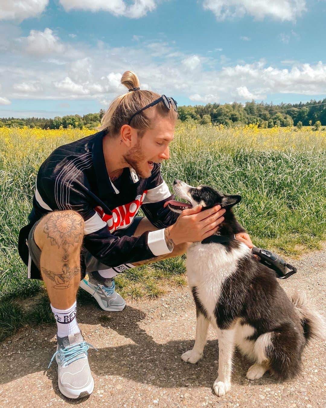 ロリス・カリウスのインスタグラム：「Man‘s best friend ❤️」