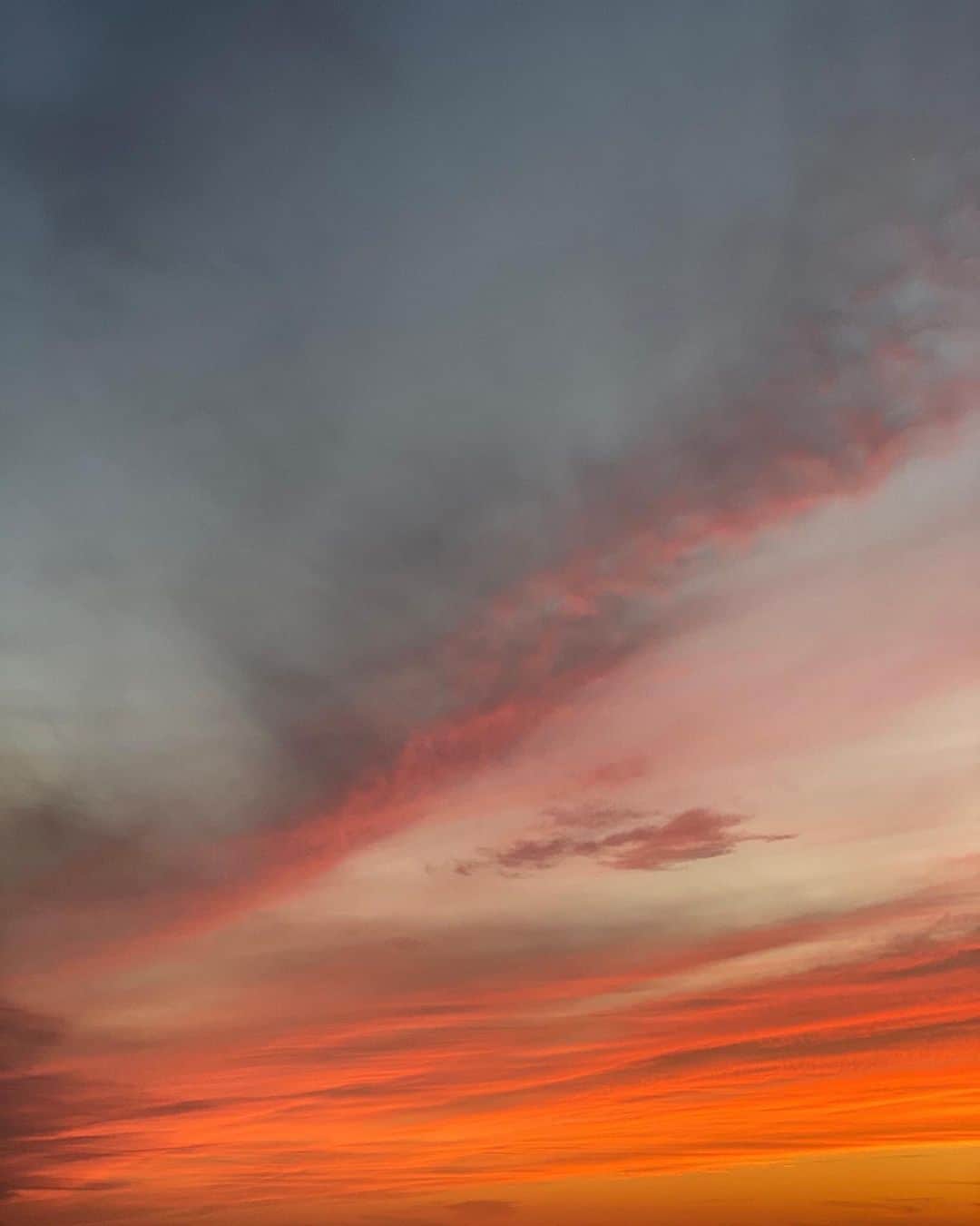 Monica Sordoのインスタグラム：「Is there anything more inspiring than a sunset? I’ve been blessed with some of the most beautiful ones I’ve ever seen in these past weeks - appreciating them every evening and playing to match them with the sunset series we did for our FW20 Campaign has become a ritual ✨🙌🏻」