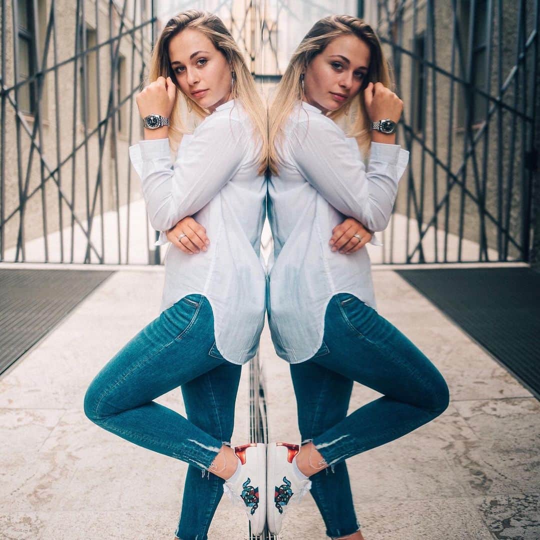 のインスタグラム：「Double trouble 💥 Don’t know if the world would stand two Sophias 🥴😂 || 📸 x @christofkreutzer || #sophia #sophia99 #racegirl #changeagent #motorsport #racing #shooting #munich」