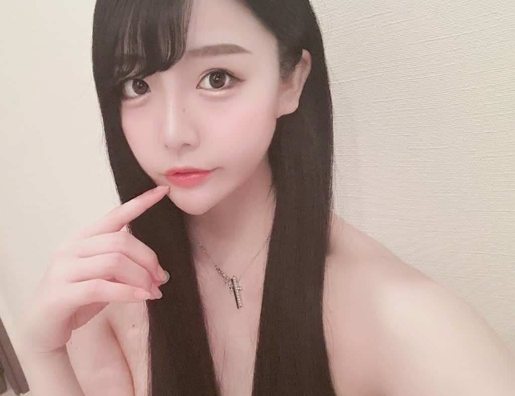 真奈りおなさんのインスタグラム写真 - (真奈りおなInstagram)「結局りおぴしか勝たんから😛」5月13日 3時53分 - xcoco_riox