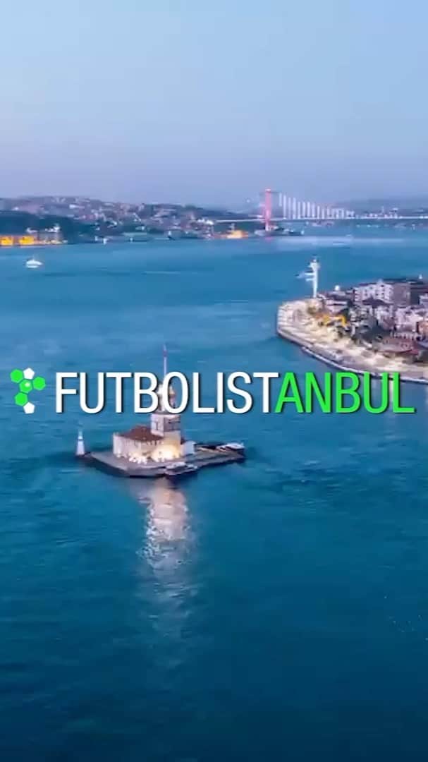 のインスタグラム：「Glad to be part of such a great community and @futbolistco family. It’s time for a big tournament with the best FIFA players around Europe. Just sit back, tune in and have some fun. See you tomorrow. / Böyle başarılı bir ailenin parçası olmaktan gurur duyuyorum. Avrupa'daki en iyi FIFA oyuncularının yer aldığı turnuva yarın başlıyor. Arkamıza yaslanalım ve keyfini sürelim.」