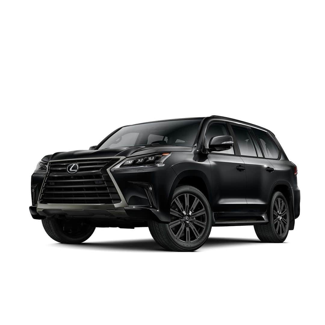 Lexus USAさんのインスタグラム写真 - (Lexus USAInstagram)「Use your favorite app or design program to transport this #LexusLX or #LexusRCF to any location you want. Visit the link in our bio to save the images and use #LexusTakeTheCar to share your work!」5月13日 7時11分 - lexususa