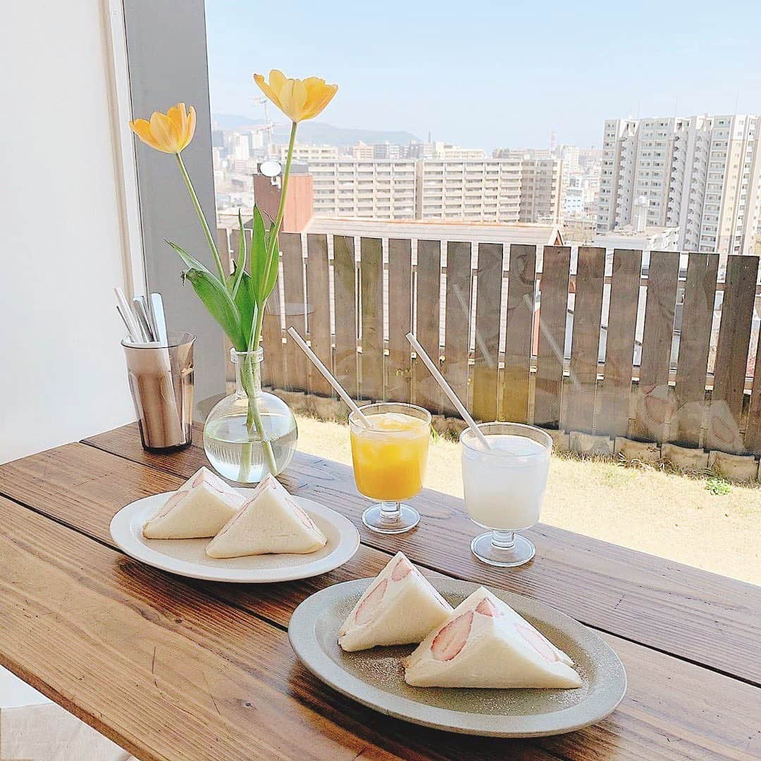 ローリエプレス編集部のグルメインスタ