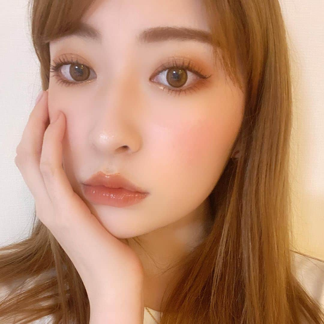 吉田朱里さんのインスタグラム写真 - (吉田朱里Instagram)「今日は新しいお仕事の リモート会議✌🏻✨ ワクワクッ🧡🧡」5月13日 12時54分 - _yoshida_akari