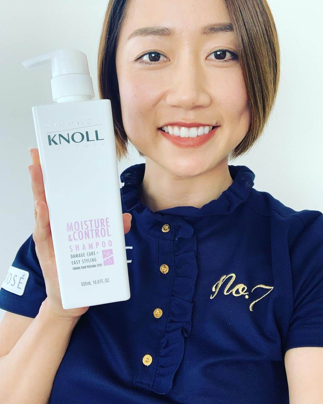 原江里菜 さんのインスタグラム写真 - (原江里菜 Instagram)「松田鈴英選手からバトンを受けて、#KOSEスポーツビューティーバトン　に参加します！  最近ハマっていることとオススメのシャンプーをご紹介します！  明日、@maisonkose で公開予定なので、ぜひチェックしてみて下さい！  #stayhome #kose  #sportsbeauty #コーセー #スポーツビューティー」5月13日 13時51分 - haraerina_official