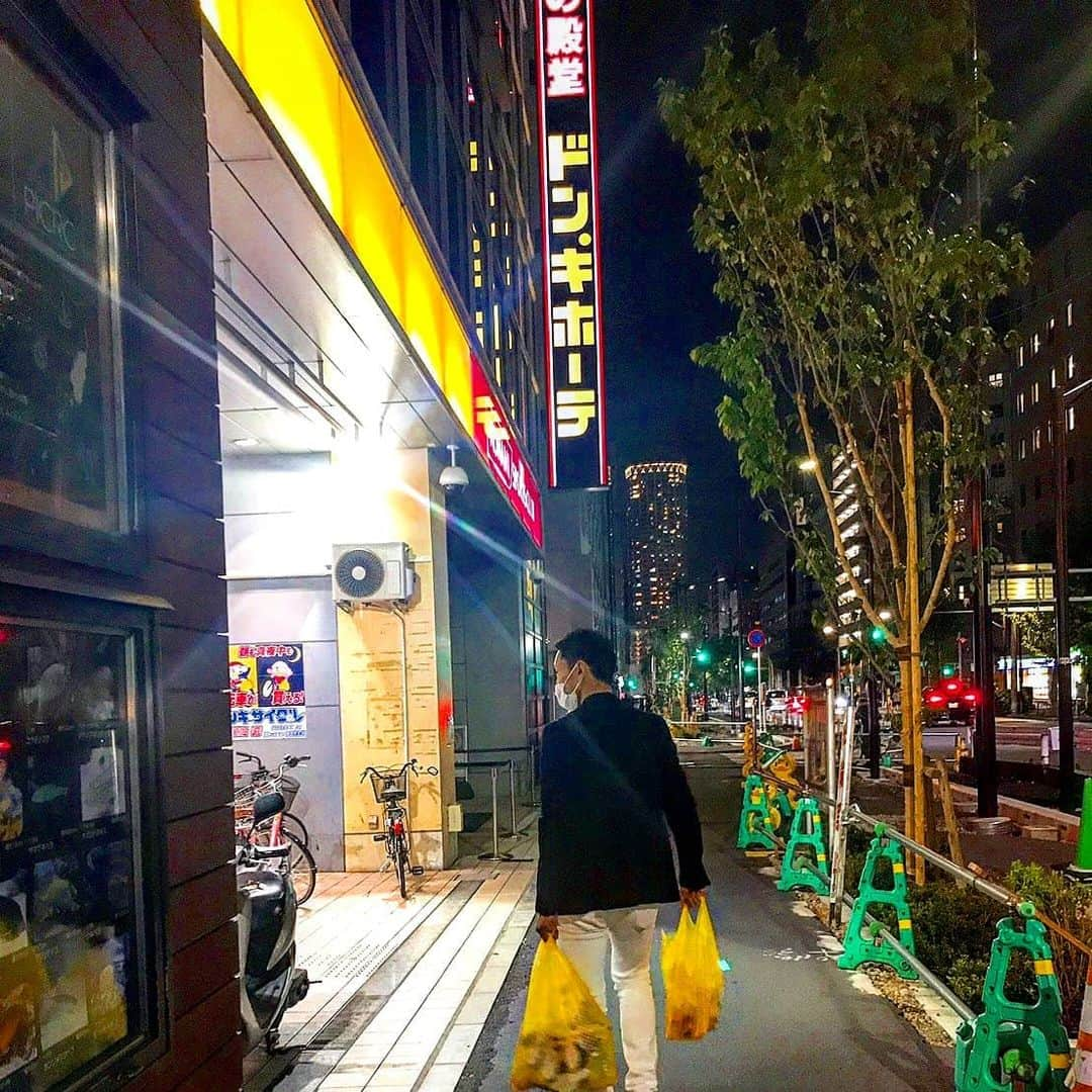 梅野源治さんのインスタグラム写真 - (梅野源治Instagram)「ドン・キホーテで買い物🛒🛒 夜までスマブラ対戦🕹🕹 ランチやディナーまでご馳走に🙈👍👍💯 #2泊3日　#感謝です」5月13日 20時07分 - genji_umeno