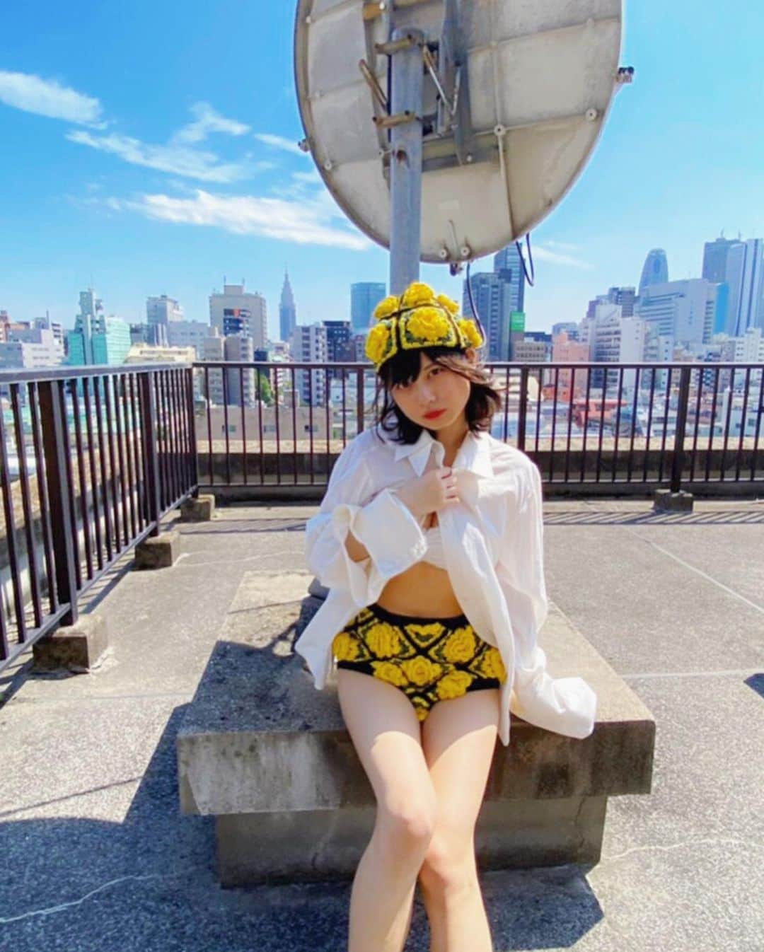 鹿目凛さんのインスタグラム写真 - (鹿目凛Instagram)「生まれたてのひよこっぽくてすごく可愛い。帽子、ブルマ、靴、合わせて最高なのでは。 #RYOTAMURAKAMI」5月13日 21時23分 - kaname_rin