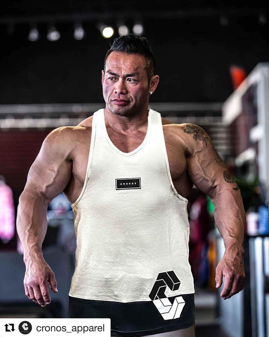 Hidetada Yamagishiさんのインスタグラム写真 - (Hidetada YamagishiInstagram)「#Repost @cronos_apparel with @get_repost ・・・ . CRONOS BOX MODE SIDE LOGO  TANKTOP/white . Model @hideyamagishi  Photography  @asiagrapher_mk . #cronos#madeinjapan @cronos_apparel @cronos_apparel_tokyo @cronos_apparel_osaka @cronos_apparel_nagoya @cronos_women @cronos_overseas」5月13日 22時42分 - hideyamagishi