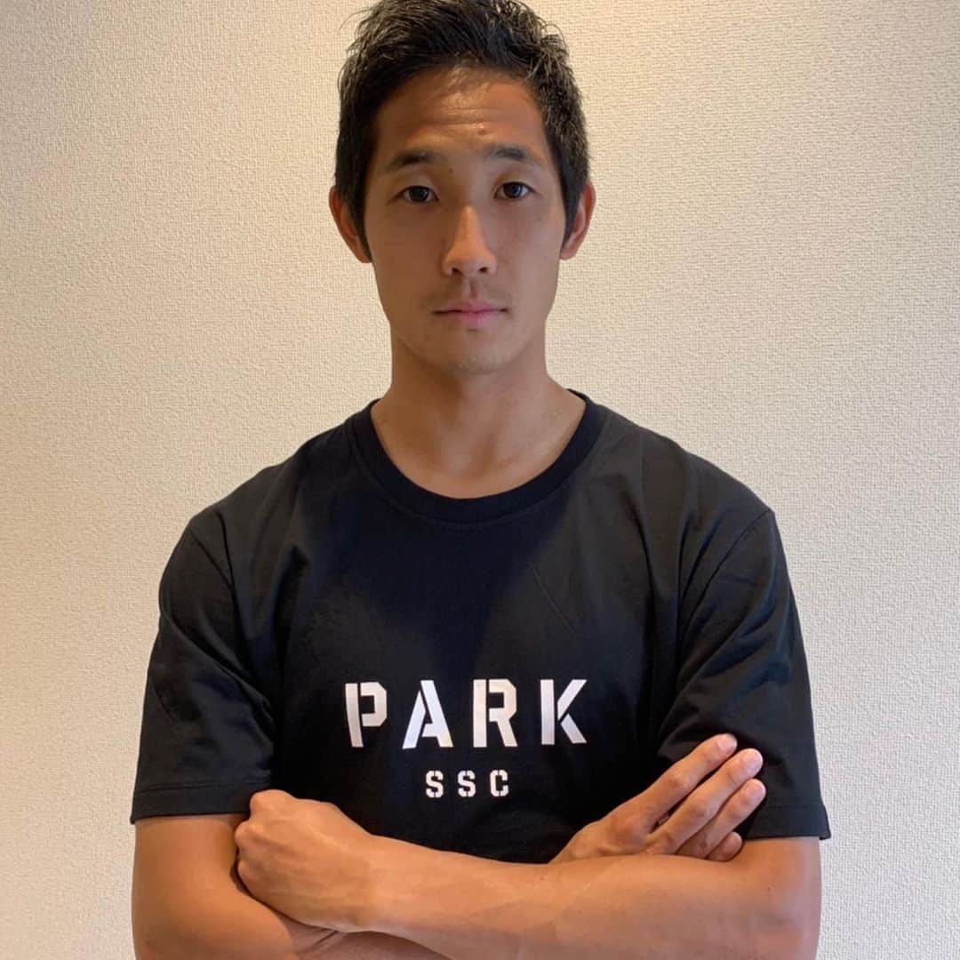 青木亮太さんのインスタグラム写真 - (青木亮太Instagram)「PARK SSCさんのTシャツ！ 色んなデザインがあっていいね！なによりもコンセプトが凄くいいなって思いました🙂 たくさんの人に知ってもらいたいなって思ったんで是非チェックしてみてください👍 @park_ssc_japan #parksscjpn #soccer#can#change#the #world #サッカーは世界を変える」5月13日 22時39分 - ryotaoki.official