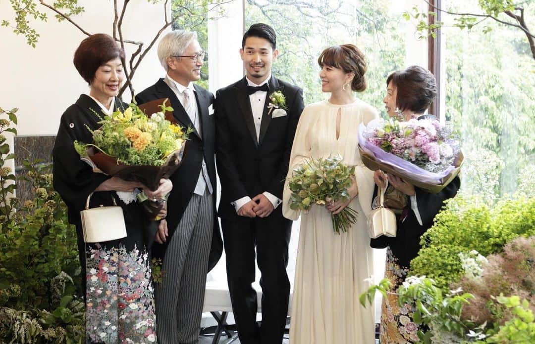 根岸由香里さんのインスタグラム写真 - (根岸由香里Instagram)「. 今日は結婚記念日でした。 ここ最近のいつもと変わらぬ1日でしたがやっぱり自分達にとっては特別な日。感謝です。早く家族に会いたいな。あと少し頑張ろう！」5月13日 22時48分 - yukarinegishi