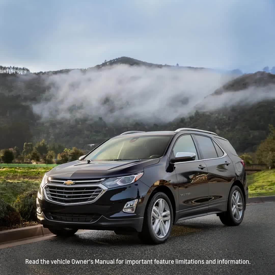 シボレーのインスタグラム：「Chevy Safety Assist, our suite of advanced safety features standard on every 2020 #ChevyEquinox, is built to help you stay safe.」