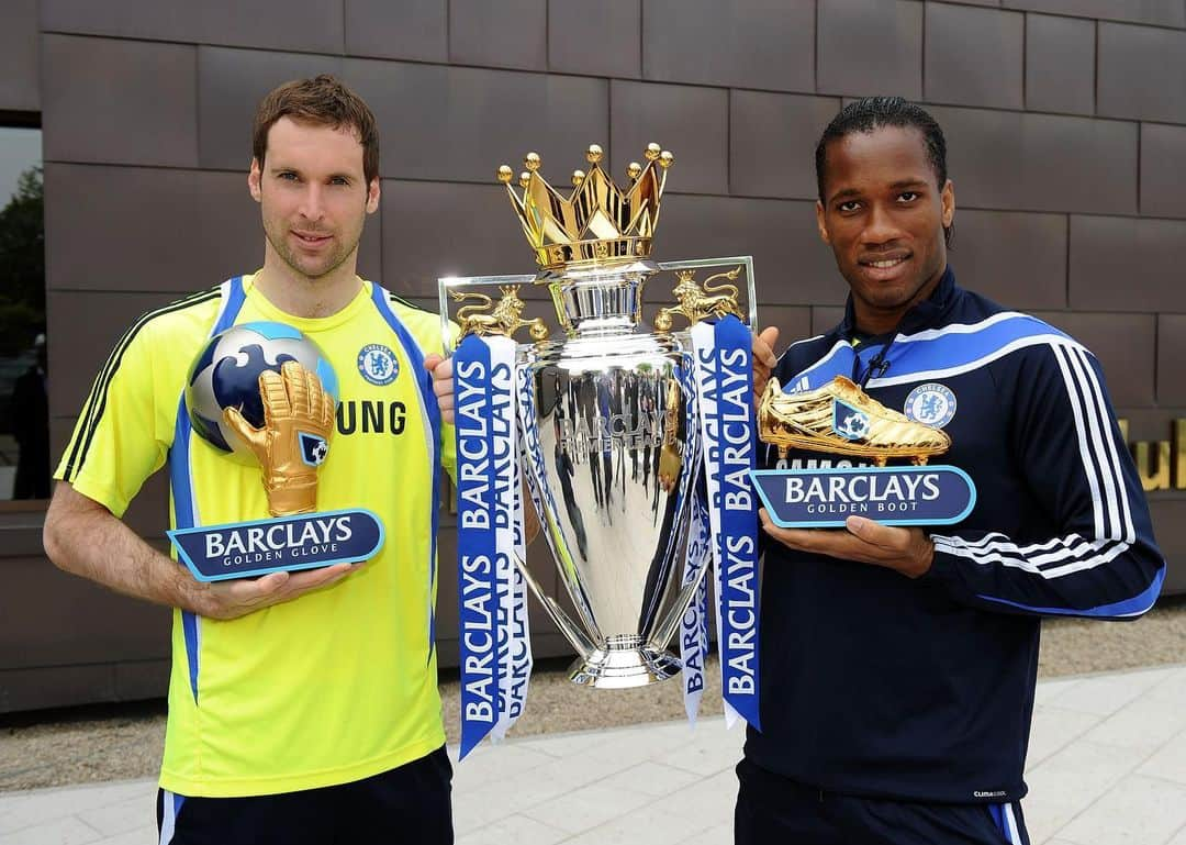 チェルシーFCさんのインスタグラム写真 - (チェルシーFCInstagram)「A 2009/10 @PremierLeague clean sweep! 🏆👏 @PetrCech @DidierDrogba #OTD #CFC #Chelsea」5月13日 23時15分 - chelseafc