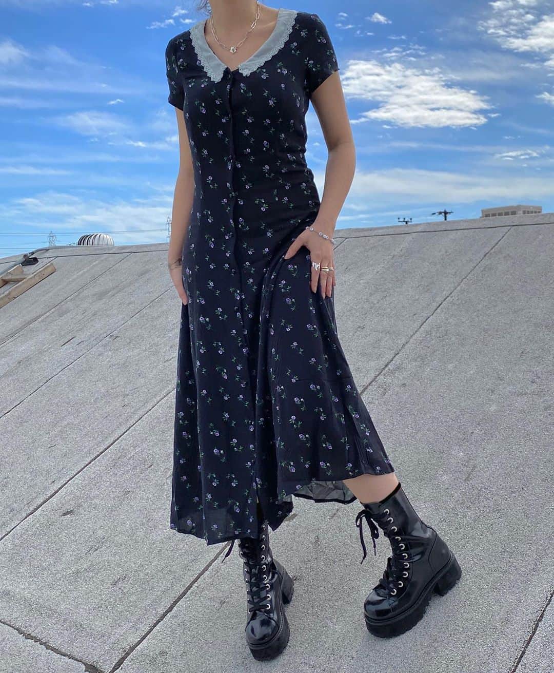 のインスタグラム：「⋇⋆˙˚˙ Ꮗist Dress ˚. ୭ ˚  ℙhrankie ɞoots ༻」