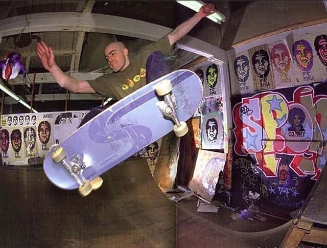 Shepard Faireyのインスタグラム：「This photo, from 95 or early 96, is of artist, Visual Mafia member, and skateboarder (obviously) Dave Aron @portabledome, shot by @adam_wallacavage at my warehouse space in Providence RI. Having the mini-ramp in my printing and art studio was such an awesome way to blow off steam and was a constant beacon to skaters to come ride and grab a few t-shirts. Dave is riding a Subliminal board I designed and a Subliminal t-shirt designed by Subliminal co-founder Blaze Blouin. Yes, if you were wondering, Subliminal started as an art-based skate brand and evolved into the Subliminal Projects art gallery. The walls of my studio were a stencil and poster test canvas for my work, but there was also some SPONE graffiti by Greg Lamarche @gregbfb. Those were challenging, but fun times as I stumbled through making art and running a business… at least I did it all with a great group of creative friends and collaborators!⁠ -Shepard⁠ ⠀⠀⠀⠀⠀⠀⠀⠀⠀⁣⁠⠀⁠ #repost @portabledome⁠ #obey #obeygiant #shepardfairey #adamwallacavage」