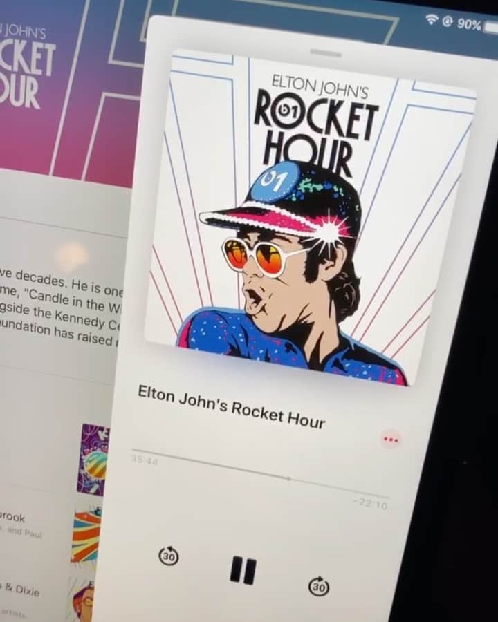 All Time Lowのインスタグラム：「Today’s sunshine x1000 ☀️☀️☀️ thanks @eltonjohn!」