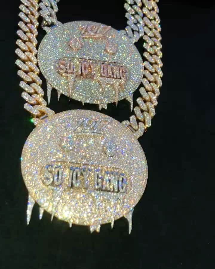 グッチ・メインのインスタグラム：「drop a 🥶 if you wanna join #TheNew1017 #SoIcyGang @eliantte 🥶🥶」