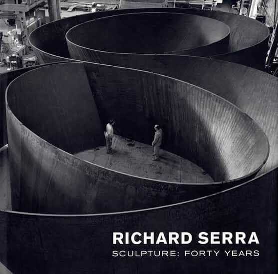 木下ココさんのインスタグラム写真 - (木下ココInstagram)「day2 ・ Richard Serra  SCALPTURE :FORTY YEARS ・ "to see is to think and drawing is another way of thinking."🧐 ・ ・ ・  #bookcoverchallenge  #7daysbookcoverchallenge ・ #richardserra  #scalpture #comtemporaryart #artbook #minimalism  #ミニマリズム #現代美術 #木下ココ」5月14日 8時03分 - cocot_chan