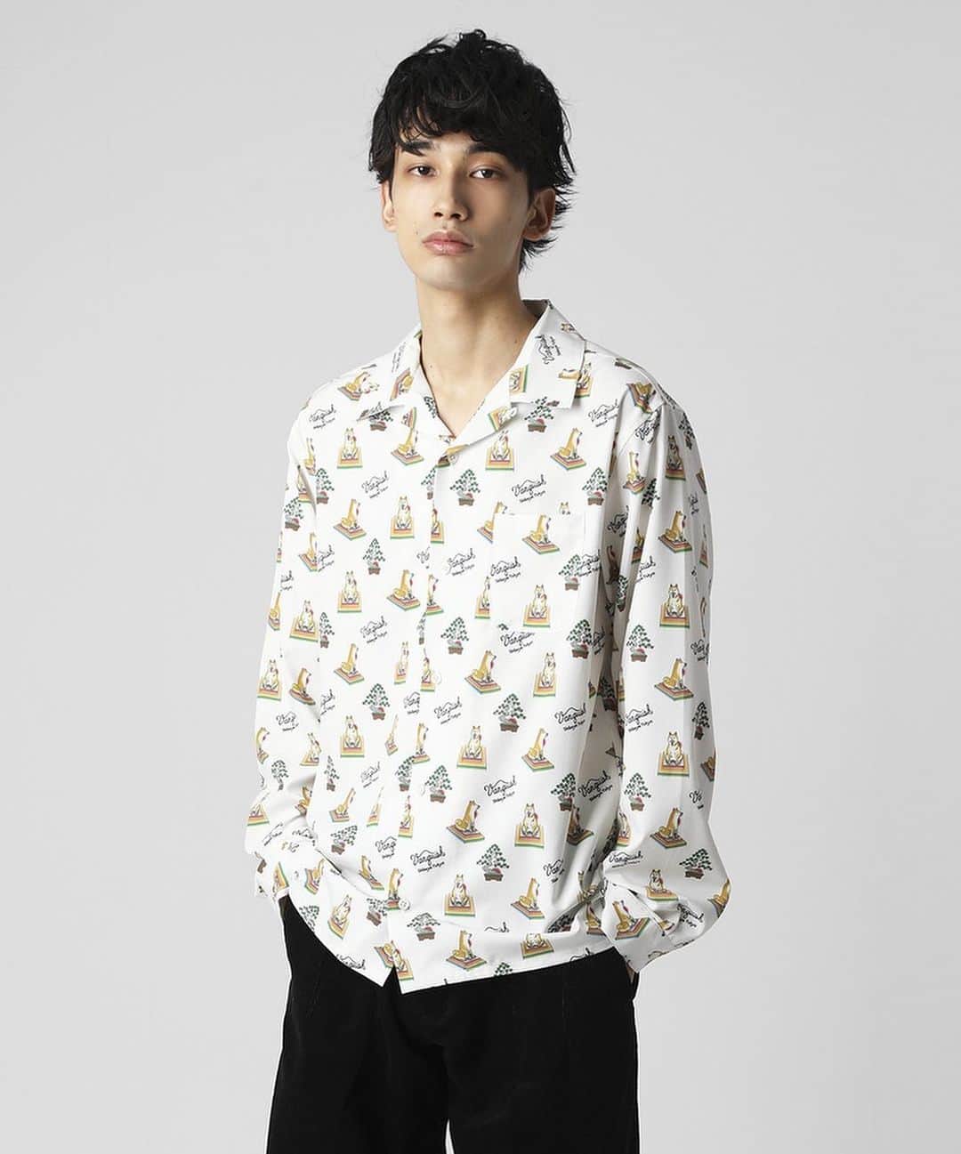 ヴァンキッシュのインスタグラム：「■ Draw a VANQUISH by Yusuke Hamamoto クルーネックロンT[VWC040] ㅤㅤㅤㅤㅤㅤㅤㅤㅤㅤㅤㅤㅤ Color:White/Black Size:M/L/XL Price:￥ 11,000＋tax ㅤㅤㅤㅤㅤㅤㅤㅤㅤㅤㅤㅤㅤ Shop link bio！ ——————————————— ‪#VANQUISH #vanquishjp #bonsai」