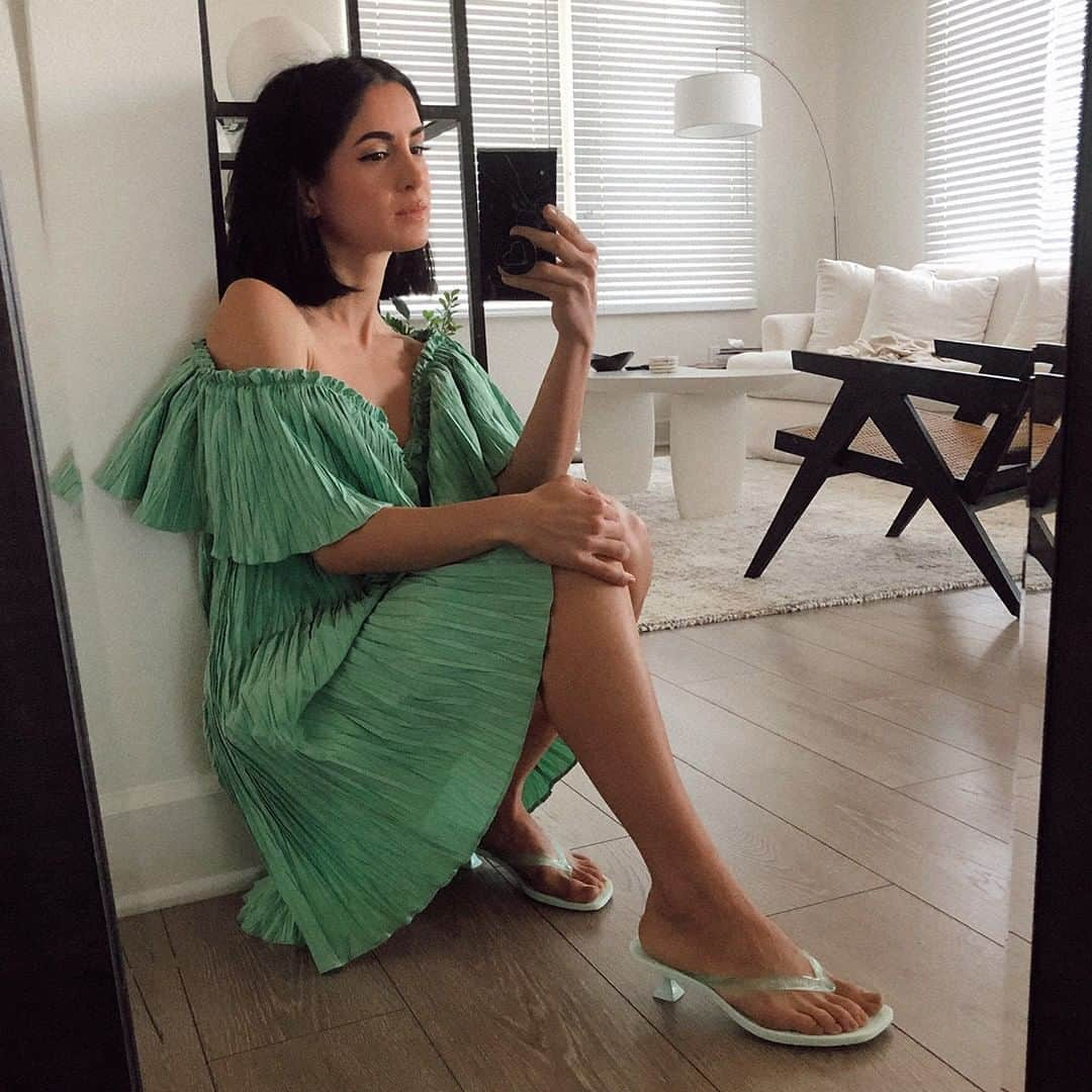 シガーソンモリソンさんのインスタグラム写真 - (シガーソンモリソンInstagram)「🌿 Minty fresh [Shoe: Jewel] #SigersonMorrison // @sarah_najafi + @nordstrom」5月14日 9時01分 - sigersonmorrison