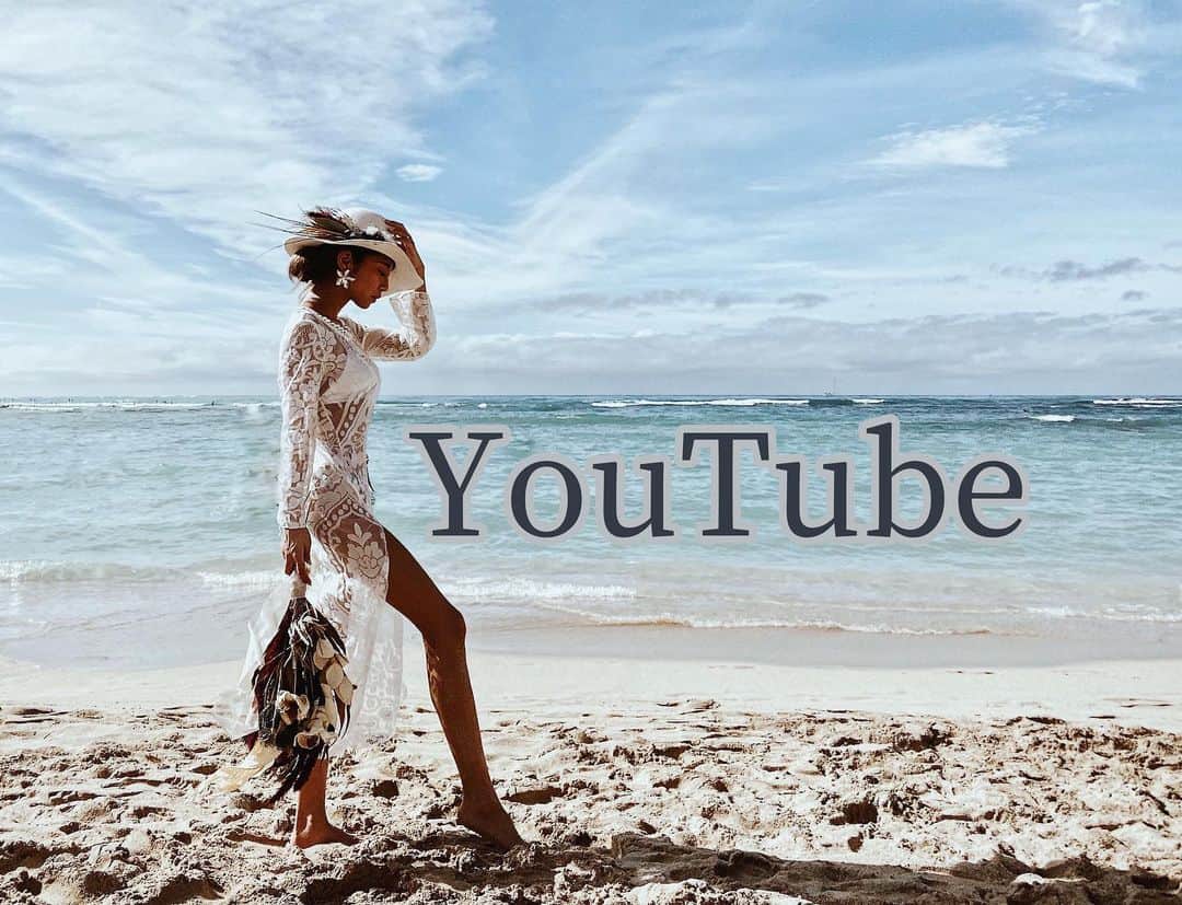 佐藤あずみのインスタグラム：「YouTube始めました！！ . ストーリーズには載せてたのですが、、、！ 改めまして、佐藤あずみYouTube始めました★ . 料理、メイク、ファッション、酒！！くだらない事、色々な事をUP出来たらな！と思っています❤️ . 加工なしの私、是非ご覧下さい。笑 . https://www.youtube.com/channel/UCeG48kOBufj-VIWmFYNHW3A . そして、すでにチャンネル登録してくれた方、見てくれた方、本当に本当に有難うございます❤️ . 近々また新しい動画UP予定！ そして泥酔nightもあげる予定です！ 見てください❤️ お楽しみにーーー！！！！！ . . . #YouTube #YouTube始めました #チャンネル登録 #チャンネル登録お願いします #酔っ払いYouTuber」