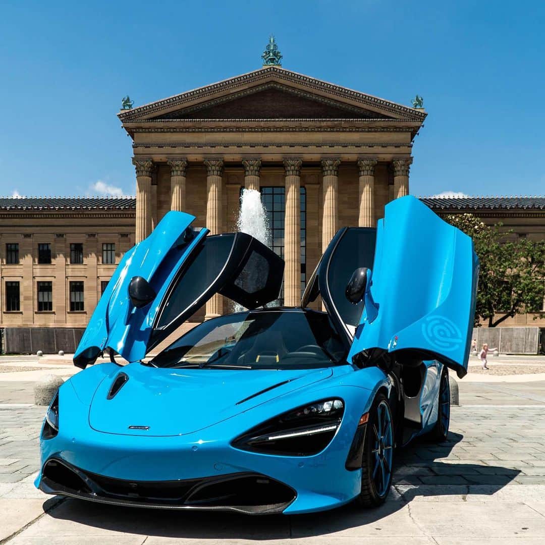 CARLiFESTYLEさんのインスタグラム写真 - (CARLiFESTYLEInstagram)「Blue McLaren 720S by @fabspeed_motorsport! What do you think of the color? #FabSpeed #CarlIfestyle #720s」5月14日 10時12分 - carlifestyle