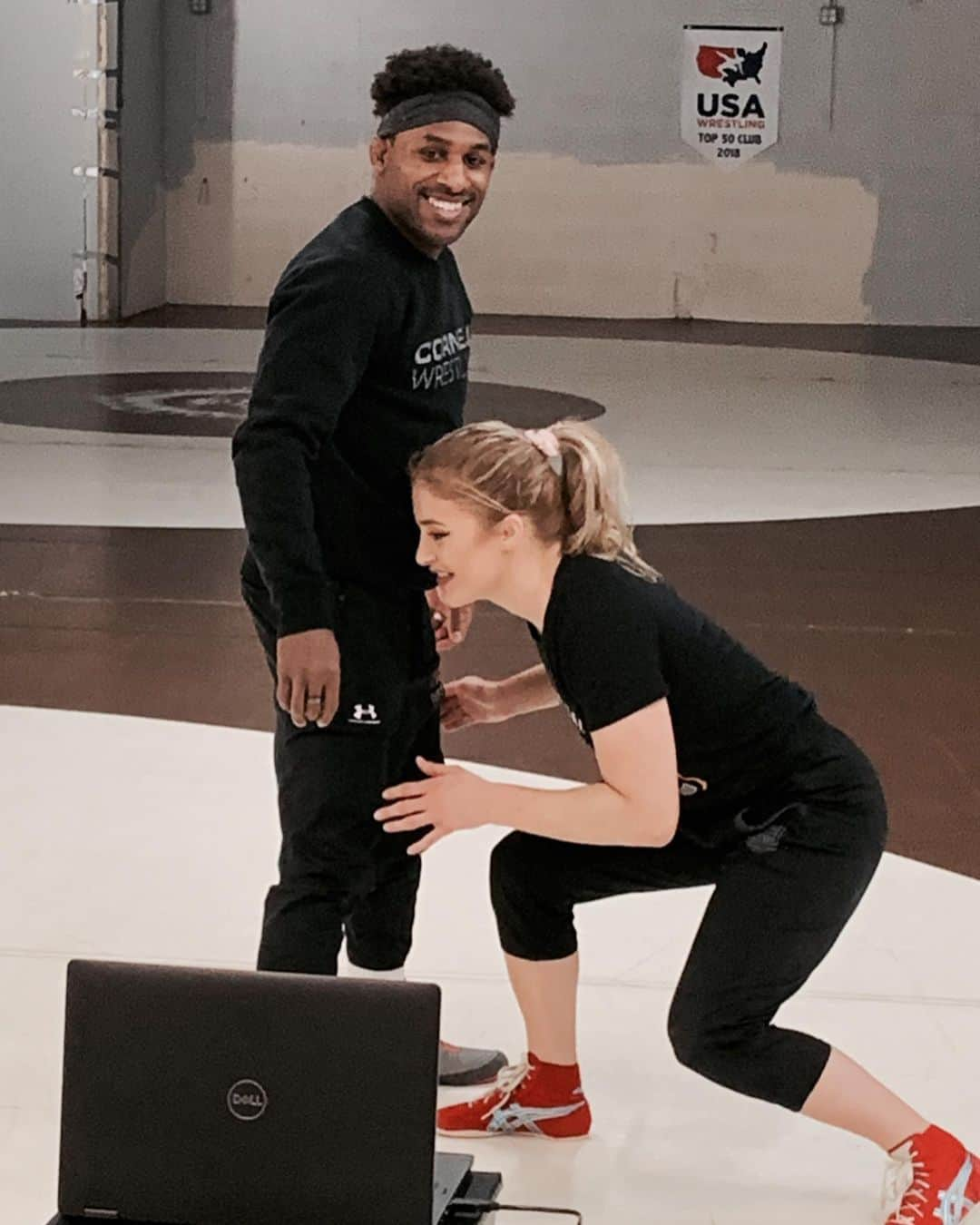 ヘレン・マロウリスさんのインスタグラム写真 - (ヘレン・マロウリスInstagram)「Huge thanks to realest @nahshongarrett_ for stopping by and teaching technique and doing a Q&A for our kids at the @capital_wrestling_club this week⁣⁣⁣ via Zoom. ⁣⁣⁣ ⁣⁣⁣ If you missed it this week, don’t worry, we get guest speakers every ‼️Wednesday at 5pm ET‼️ right before practice. Previous speakers include ⁣⁣ @thatdudejo @hrovat84 @stevanandrijamicic ⁣ ⁣ Go to www.capitalwrestlingclub.com for more info or to sign up 🤗 see you guys, Monday with Coach @jmo_133⁣ #wrestling #training #coaching #olympics #athletes #virtualtraining」5月14日 11時45分 - helen_maroulis