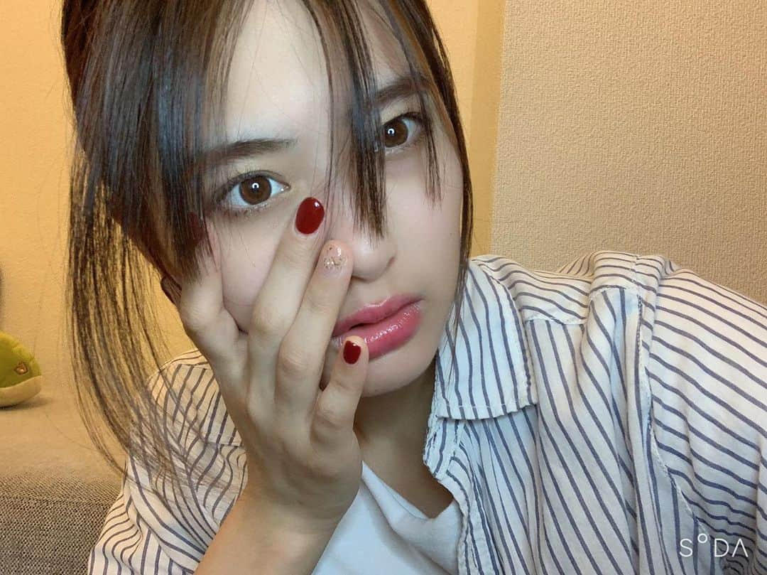 LUNAさんのインスタグラム写真 - (LUNAInstagram)「前髪伸びたくん。. . . . . #selfie #selfies #selfietime #me #i #onechance #luna #前髪伸びた #自分では切れない #てゆーか #伸ばす . . . .#おうち時間 のお供に私が上げてる動画 #ルナトレ や ストーリーみてくださいね。やっぱり身体動かしたり好きな事してる時間は幸せ。」5月14日 22時01分 - luna_0229