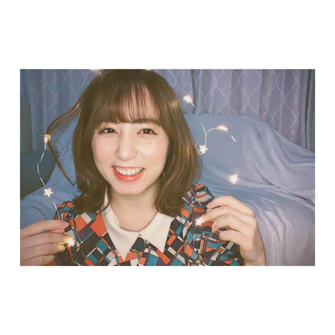 前田美里のインスタグラム：「お家ノスタルジック。 (電飾使ってみる)⭐️ . #おうち時間 #stayhome #チャイボーグ #メイク #ノスタルジック  #film #film_jp #REDYAZEL #カメラ女子 #写真好きな人と繋がりたい #photo #instagood  #instaphoto #followｍe #follow #make」