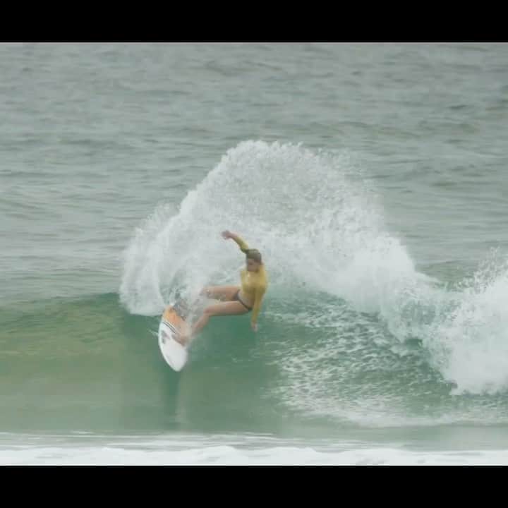 レイキー・ピーターソンのインスタグラム：「One turner, this one felt good. 💛Video-  @nickpollet」