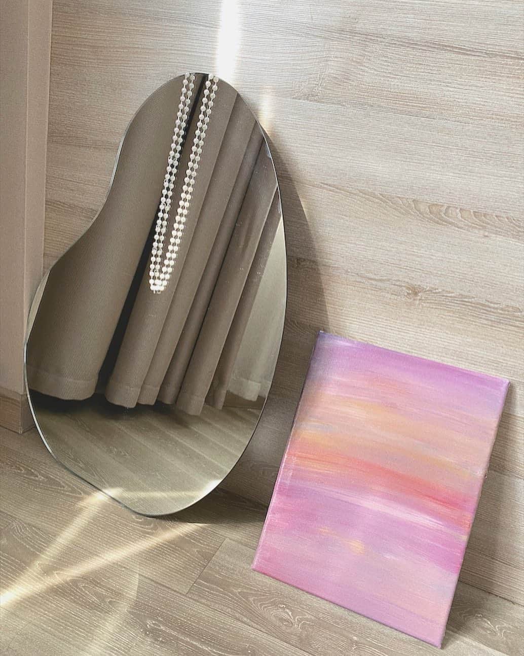 Abby Chenのインスタグラム：「美感由日常學習培養🧑🏻‍🎨🤍」