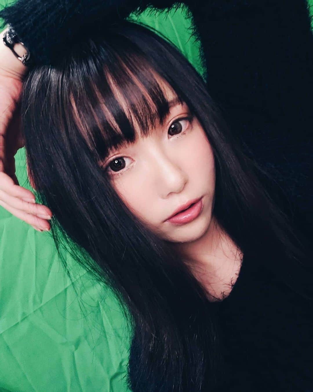 山内もえのインスタグラム：「. . ただいま写真集プロジェクト中！ ぜひクラウドファンディングに協力してください😭 リンクはこちら↓ https://camp-fire.jp/projects/view/259467 . . . . #フリーモデル #山内もえ #撮影依頼受付中 #撮影 #サロンモデル #サロンモデル依頼受付中 #被写体 #model #モデル #写真 #可爱的 #射击 #beauty #pretty #cute #eye #idol #アイドル #瞳 #natural #photo #art #portrait #portraitphotography #fashion #photography #写真好きな人と繋がりたい #fashion」