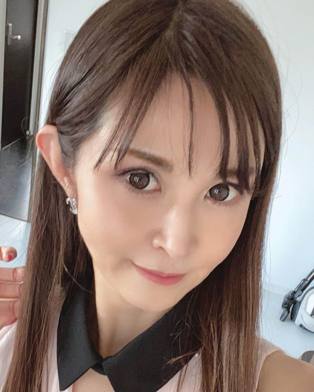 越野矢素子さんのインスタグラム写真 - (越野矢素子Instagram)「髪の毛切りました😊 今年最初から比べると20センチ以上切ったかもしれません。💇‍♀️ なんかさっぱりしました✨」5月14日 17時47分 - loversyaso