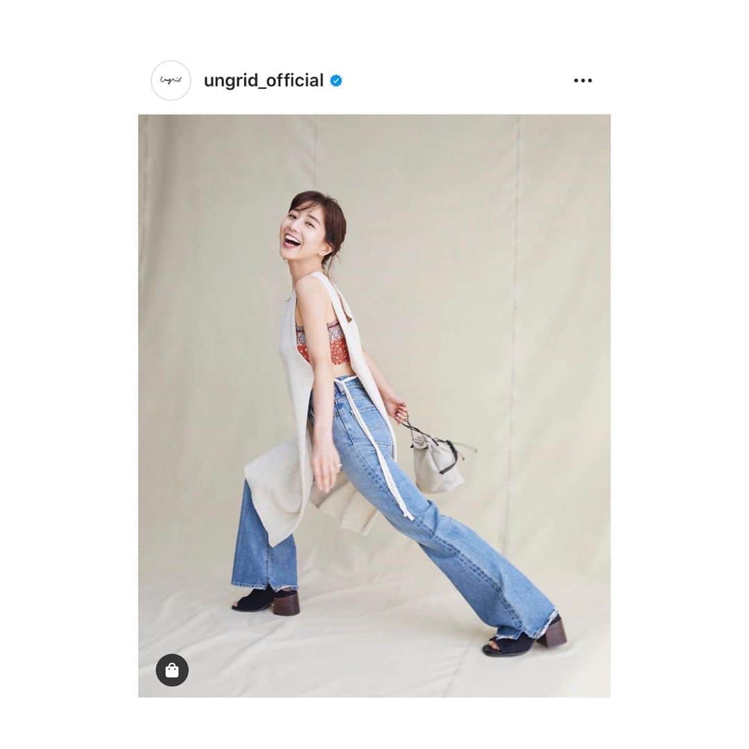 ungrid_minamiのインスタグラム：「. かわいすぎるこの笑顔🤤♡ . きれいめなスタイリングが多いイメージでしたがUngridデニムがすごくお似合いです💛🤍🧡 他にもwebカタログ素敵な写真が多かったので見てみてくださいね . @ungrid_official  @ungrid_staffsnap @minamitanaka_official  #Ungrid」