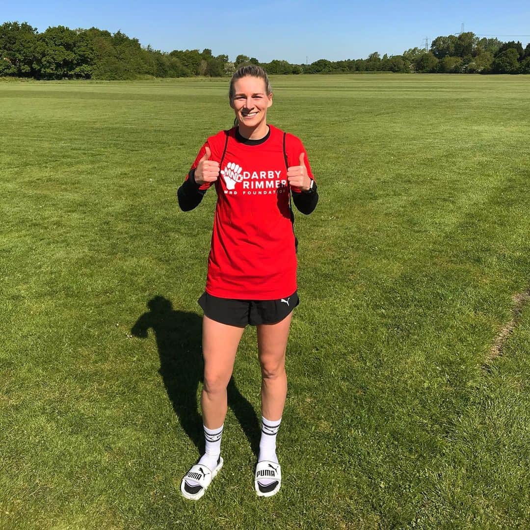 ジェンマ・ボナーのインスタグラム：「Passing the 50km mark this morning for my @darbyrimmermnd 100k in May challenge - if you would like to donate, the link is in my bio 🥰 #AttackMND」