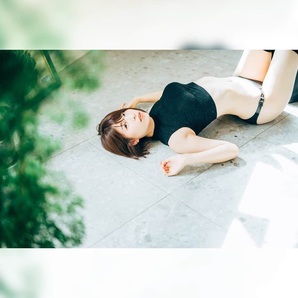 相原みぃさんのインスタグラム写真 - (相原みぃInstagram)「見つかっちゃった ・ ・ ・  #japan #japanesegirl #japanese #followme #selfie #cosplay #belfie #ootd #gravure #Lingerie #Swimsuit #bikini #seksi #gravureidol #グラビアアイドル  #偶像 #比基尼泳装 #时装模特 #泳衣 #性感睡衣 #性感内衣 #얼스타그램 #셀스타그램 #여성돌 #팔로미 #일본」5月14日 19時00分 - aihara_mii