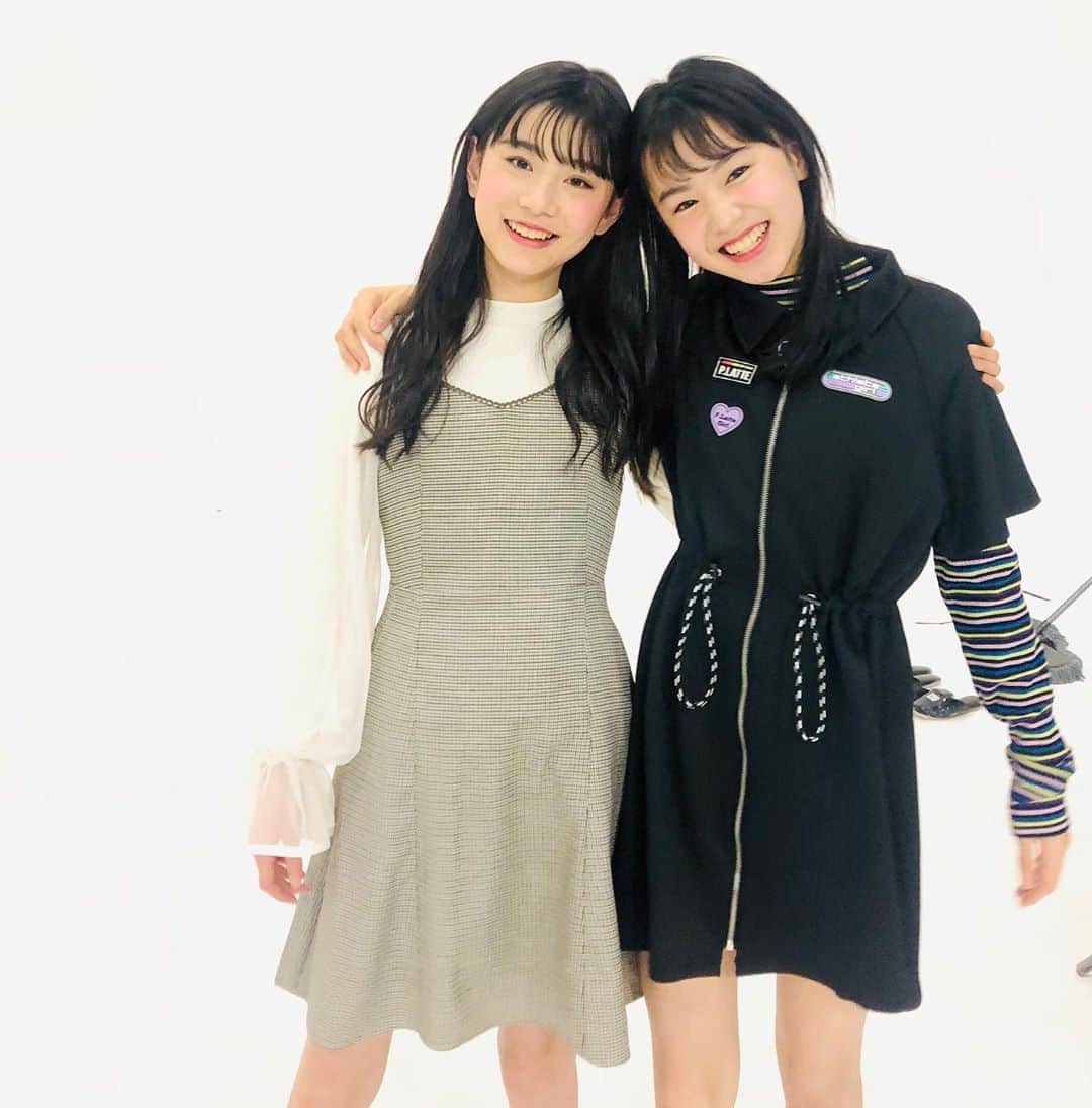 ニコ☆プチのインスタグラム：「👭 なかよしあきもん🤩 . . . #近藤藍月  #森﨑美月  #2枚目は爆笑あきもん🤣🤣」
