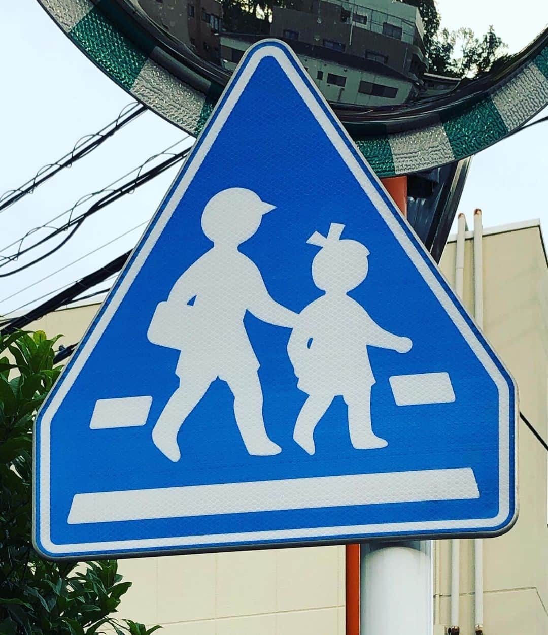 のインスタグラム：「#チラシの裏的ネタ帳 「ちょ待てよ！」 「触らないで！」 「俺の話聞いてくれよ！」 「もう終わったの、私たち」」