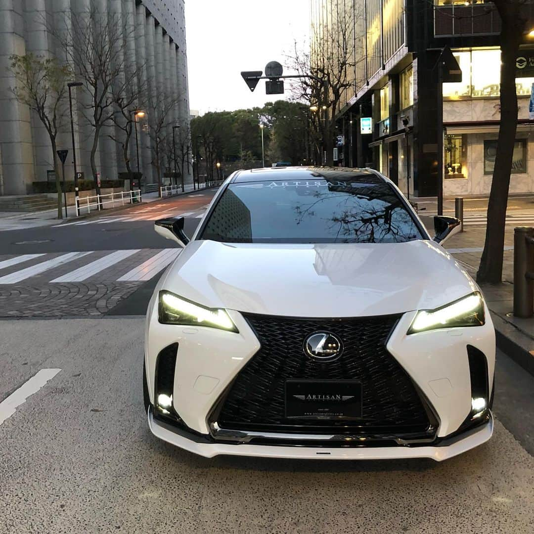 Spirits Artisanさんのインスタグラム写真 - (Spirits ArtisanInstagram)「Lexus UX Artisan spirits/// Sportsline blacklabel www.artisanspirits.co.jp #lxstnd #lexustuned #lexususa #evasivemotorsports  #artisanspirits #ravspecjdm #butlertire #jworksunlimited #premierautowerkz #suvproject #kanooperformance #car_life_staff #technicalmate #トラウム #車庫小舗 #nigeljdmparts #bondosaka #advanced_auto_performance  #mr__lexus #jackspna #ottoautoservice」5月14日 20時20分 - artisan_spirits