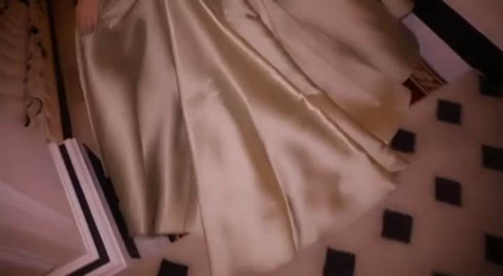 アレクシマビーユのインスタグラム：「The unique @arielledombasle  Wears @alexismabille in her new clip #grandhotel with @kernicolas styled @mariebeltrami  #arielledombasle #newclip #newsong #unique #showtime #alexismabille #silverdress #eveninggown #shadesofsilver #videoclip #shortmovie #frenchicon #arielle」