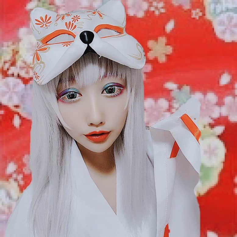 若月雅のインスタグラム：「創作コス🦊⛩ イチナナ配信、楽しくやらせて貰ってますヽ(´▽｀)/✨ 早くコスイベ行きたーい。笑 . #創作コスプレ  #和装 #cosplayer」
