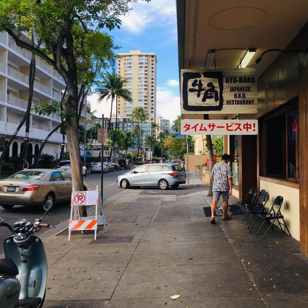 黒澤正徳さんのインスタグラム写真 - (黒澤正徳Instagram)「🌴ハワイPART 16🌴 ・ ・ ・ ちなつさん まだまだハワイ続くぜよ😏 ・ ・ ・ ハワイの牛角。 ・ ・ ・ 映えると思ったら映えなかった。 ・ ・ ・ ・ #まだハワイの余韻に浸ってる  #行ったの去年の6月 #まだまだおわらねぇぜ  #part1から見てね」5月14日 21時27分 - kuro_chan79