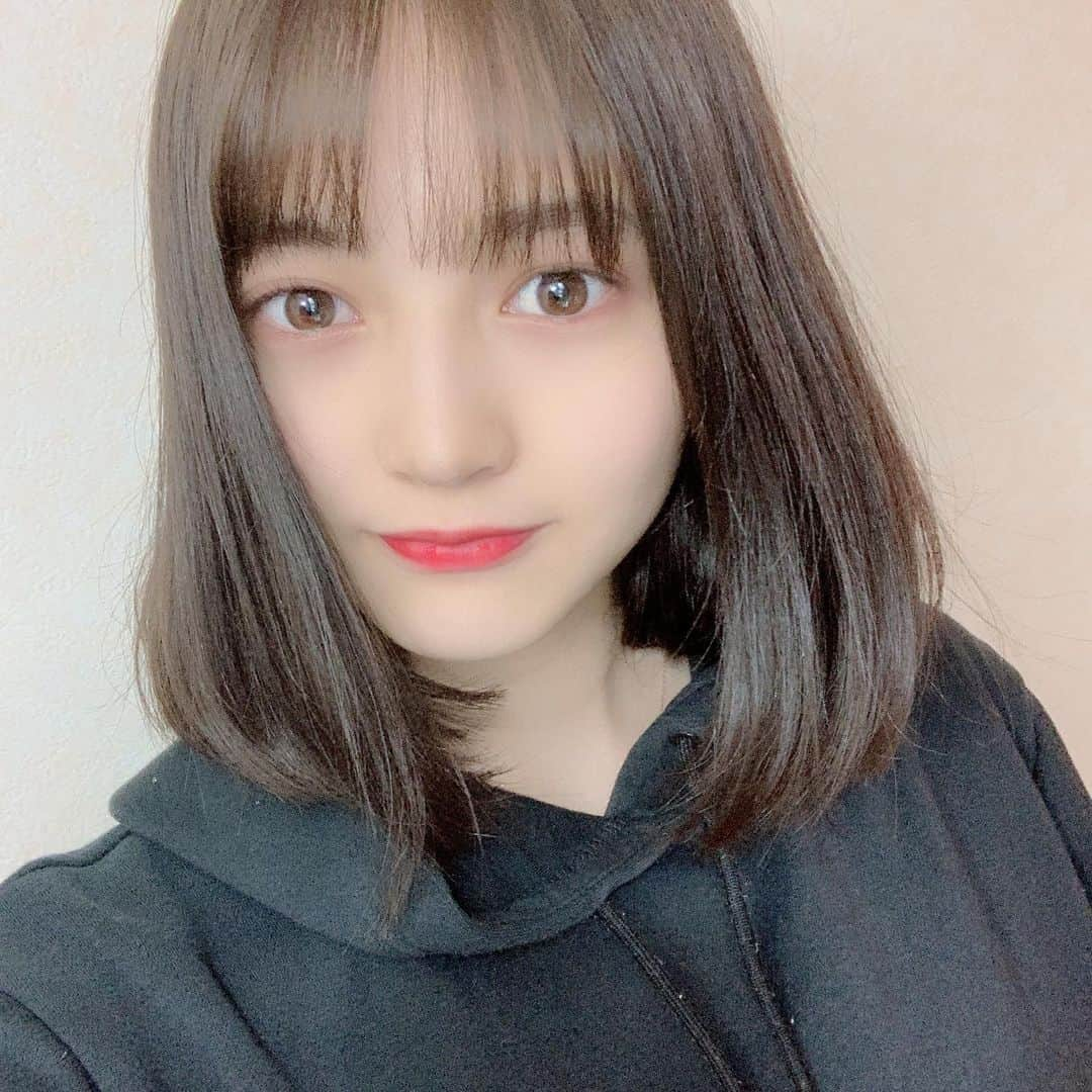 黒嵜菜々子さんのインスタグラム写真 - (黒嵜菜々子Instagram)「はい！ぼぶ！」5月14日 21時43分 - kurosaki0516