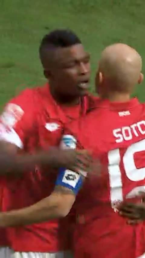 エルキン・ソトのインスタグラム：「🇩🇪🤜🏼⚽️🤛🏼 ich kann nur sagen🇩🇪 Vielen dank für alles @1fsvmainz05  und @bundesliga_en」