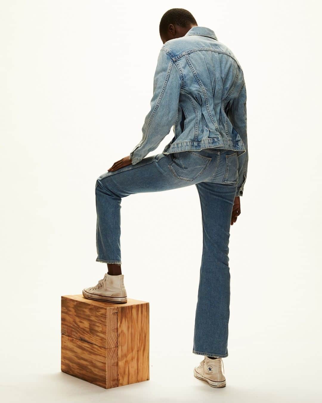 ハドソンのインスタグラム：「Your go-to denim jacket, reimagined.」
