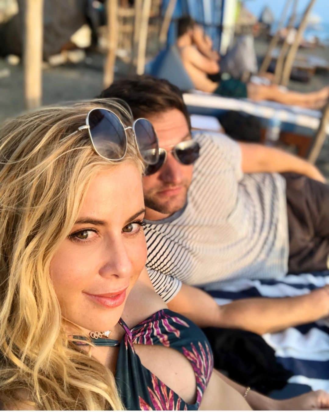 タラ・リピンスキーのインスタグラム：「7 months ago on a beach in Bali. Times have changed but feeling lucky I have these memories. I read an article today on the timeline for international travel/vacations and it seems like I will be taking trips solely via memory lane for quite awhile longer!」